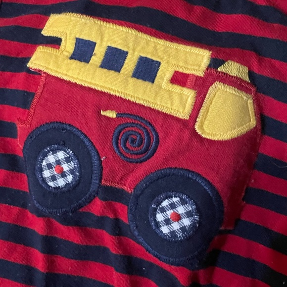 EUC THE BAILEY BOYS FIRETRUCK PLAYSUIT - Picture 5 of 5